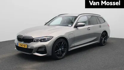 Stationwagon Gebruikt 2021 BMW 330e Executive Stationwagen | € 30.945 (Eerlijke prijs)