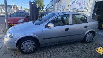 Grijs Gebruikt 2001 Opel Astra Hatchback | € 1.495 (Eerlijke prijs)