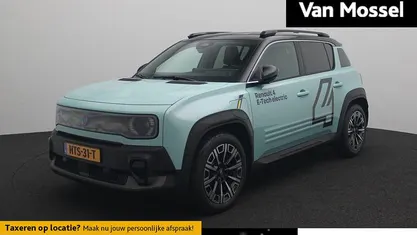 Gebruikt 2025 Renault 4 E-Tech Iconic SUV | € 35.940 (Eerlijke prijs)