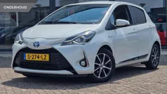 Wit Gebruikt 2019 Toyota Yaris Hybrid Hatchback | € 16.900 (Eerlijke prijs)