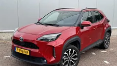 Rood Gebruikt 2024 Toyota Yaris Cross SUV | € 27.800 (Eerlijke prijs)