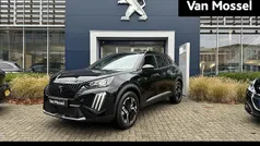 Zwart Nieuw 2024 Peugeot e-2008 Allure SUV | € 34.940 (Super prijs)