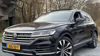 Zwart Gebruikt 2022 VW Touareg Elegance SUV | € 48.745 (Super prijs)