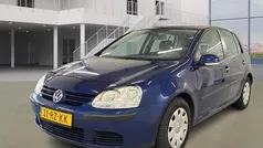 Blauw Gebruikt 2005 VW Golf IV Hatchback | € 2.350 (Eerlijke prijs)