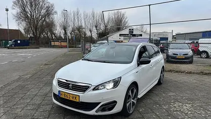 Wit Gebruikt 2015 Peugeot 308 SW GT-line Stationwagen | € 5.499 (Goede deal)