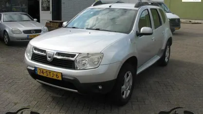 Occasion Dacia Duster Lauréate 105 PK (77 kW) 2012 Grijs SUV