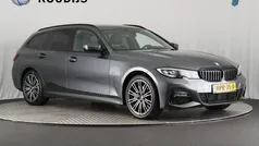 Grijs Gebruikt 2022 BMW 330 M Sport Stationwagen | € 34.750 (Eerlijke prijs)