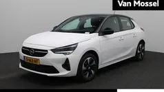 Wit Gebruikt 2023 Opel Corsa-e Hatchback | € 18.940 (Eerlijke prijs)