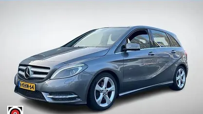 Occasion Mercedes B200 Ambition 157 PK (115 kW) 2013 Grijs MPV