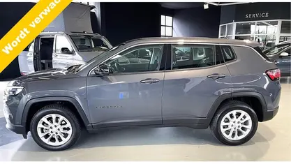 Grijs (metallic) Occasion 2024 Jeep Compass Summit SUV | € 28.900 (Super prijs)