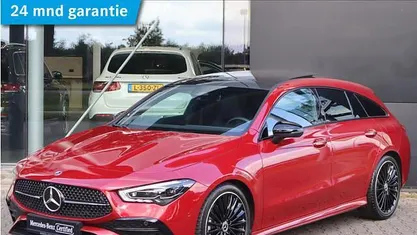 Occasion Mercedes CLA180 Shooting Brake AMG line 136 PK (100 kW) 2024 Rood Stationwagen