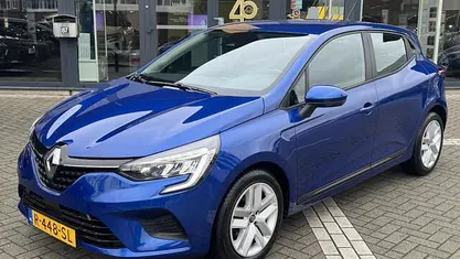 Gebruikt 2022 Renault Clio V Zen Hatchback | € 16.445 (Eerlijke prijs)
