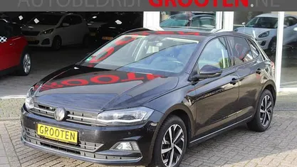 Occasion 2017 VW Polo Comfortline Hatchback | € 9.988 (Eerlijke prijs)