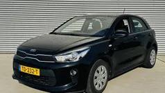 Zwart Gebruikt 2018 Kia Rio Hatchback | € 9.400 (Eerlijke prijs)