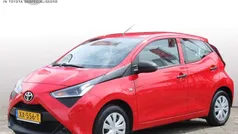 Rood Gebruikt 2019 Toyota Aygo Hatchback | € 8.950 (Goede deal)