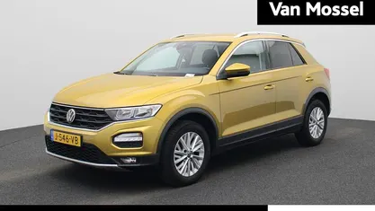 Gebruikt 2020 VW T-Roc Business SUV | € 17.900 (Eerlijke prijs)