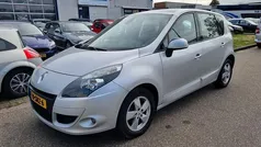 Grijs Gebruikt 2011 Renault Scénic III Dynamique MPV | € 4.250 (Goede deal)