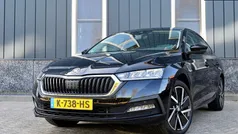 Zwart Gebruikt 2021 Skoda Octavia Business Line Hatchback | € 21.950 (Eerlijke prijs)