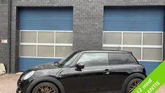 Zwart Gebruikt 2014 Mini Cooper S Hatchback | € 13.745 (Eerlijke prijs)