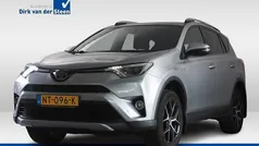 Grijs, metallic lak Gebruikt 2017 Toyota RAV4 Sport SUV | € 22.950 (Goede deal)