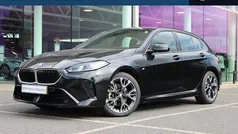 Zwart Gebruikt 2024 BMW 120 Comfort Edition Hatchback | € 37.950 (Super prijs)