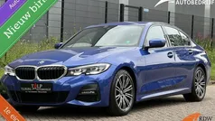Blauw Gebruikt 2019 BMW 320 M Sport Sedan | € 24.990 (Eerlijke prijs)