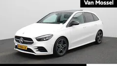 Wit Gebruikt 2020 Mercedes B180 Business MPV | € 23.900 (Eerlijke prijs)
