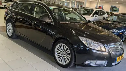 Zwart Gebruikt 2012 Opel Insignia Business Edition Stationwagen | € 7.444 (Eerlijke prijs)