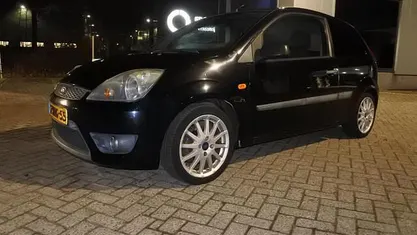 Occasion 2006 Ford Fiesta Futura Hatchback | € 995 (Super prijs)
