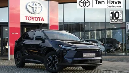 Blauw Nieuw 2025 Toyota bZ4X Executive SUV | € 50.995 (Goede deal)