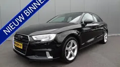 Zwart Gebruikt 2017 Audi A3 Sport Sedan | € 14.945 (Eerlijke prijs)