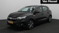 Gebruikt 2024 Dacia Sandero Expression Hatchback | € 19.935 (Eerlijke prijs)