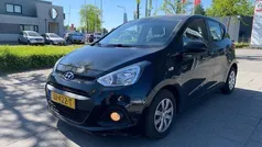 Zwart Gebruikt 2017 Hyundai i10 Comfort Hatchback | € 7.450 (Eerlijke prijs)
