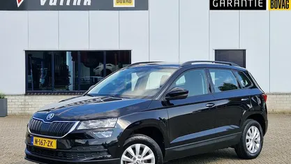 Zwart Gebruikt 2022 Skoda Karoq Business Line SUV | € 24.440 (Eerlijke prijs)