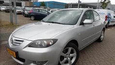 Gebruikt 2006 Mazda 3 Sports-Line Sedan | € 2.749 (Eerlijke prijs)