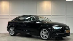 Zwart, metallic lak Gebruikt 2014 Audi A3 Ambition Sedan | € 11.450 (Eerlijke prijs)