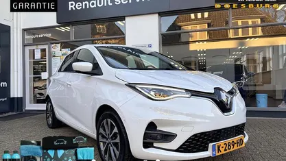 Wit Gebruikt 2020 Renault Zoe Intens Hatchback | € 13.595 (Eerlijke prijs)