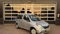 Gebruikt 2001 Toyota Yaris Luna Stationwagen | € 2.250 (Eerlijke prijs)