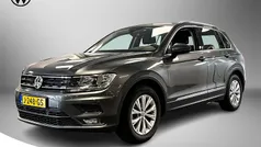 Grijs Gebruikt 2020 VW Tiguan Comfortline SUV | € 28.995 (Super prijs)