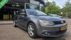 Grijs Gebruikt 2011 VW Jetta Trendline Sedan | € 3.950 (Goede deal)