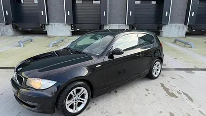 Occasion BMW 116 123 PK (90 kW) 2009 Zwart Hatchback