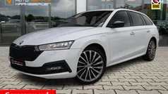Wit Gebruikt 2021 Skoda Octavia SportLine Stationwagen | € 23.900 (Eerlijke prijs)