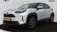 Grijs Gebruikt 2022 Toyota Yaris Cross Edition SUV | € 27.445 (Eerlijke prijs)