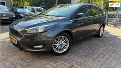 Grijs, metallic lak Occasion 2018 Ford Focus Trend Stationwagen | € 13.750 (Super prijs)