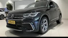 Gebruikt 2022 VW Tiguan Business+ SUV | € 32.400 (Eerlijke prijs)