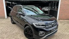 Zwart Gebruikt 2021 VW T-Cross Style SUV | € 25.450 (Eerlijke prijs)