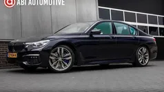 Zwart Gebruikt 2017 BMW 750 M Sport Sedan | € 38.945 (Eerlijke prijs)