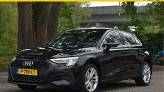 Zwart Gebruikt 2021 Audi A3 Sportback Business Hatchback | € 24.950 (Eerlijke prijs)