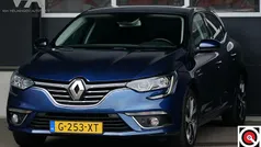 Gebruikt 2020 Renault Mégane IV Bose Edition Hatchback | € 16.950 (Eerlijke prijs)
