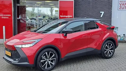 Occasion Toyota C-HR 140 PK (102 kW) 2025 SUV